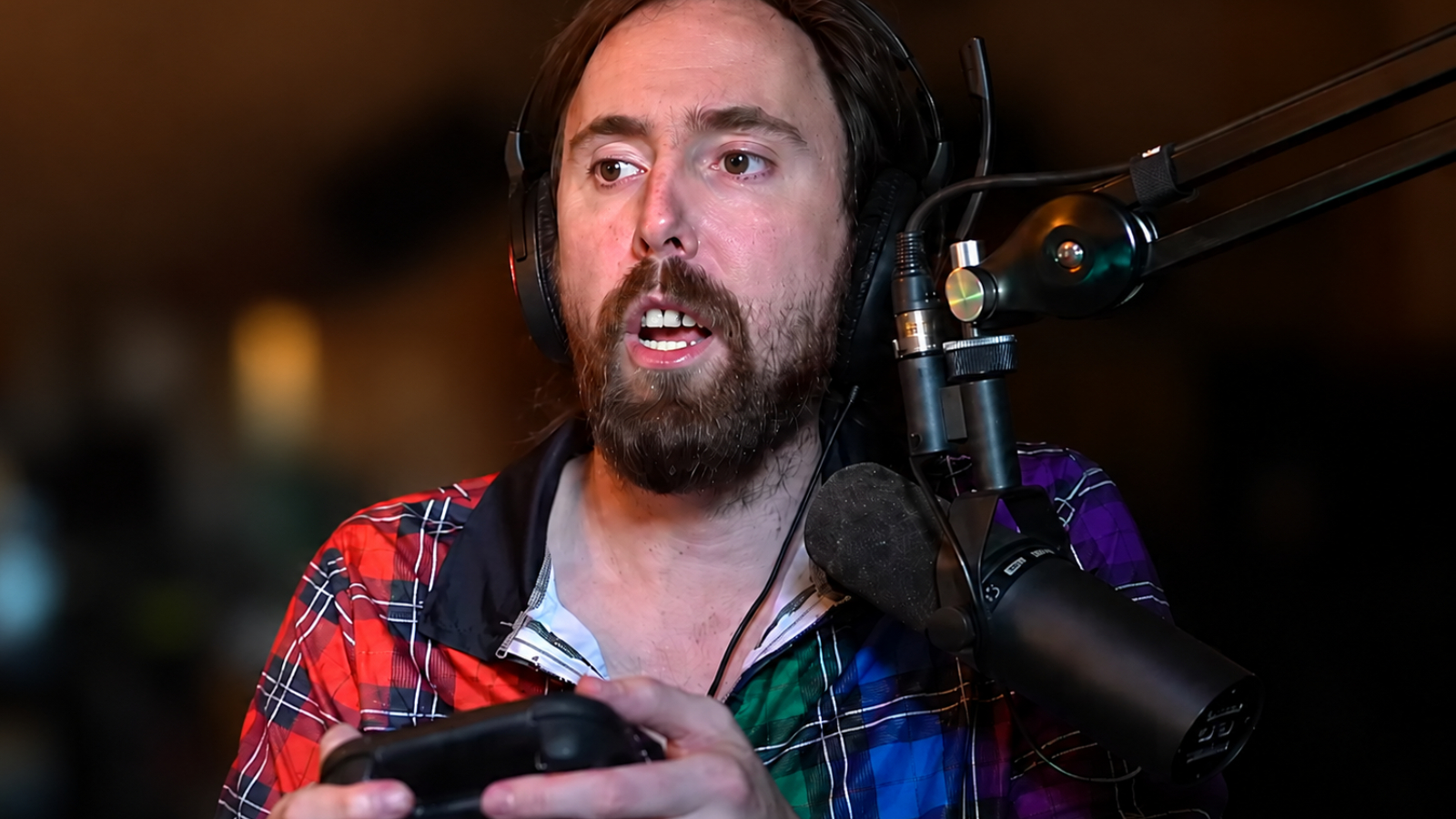 Creadores en alerta por Asmongold / Star / Fox